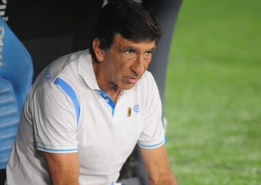 Costas indicó que Racing tuvo muchas fallas atrás