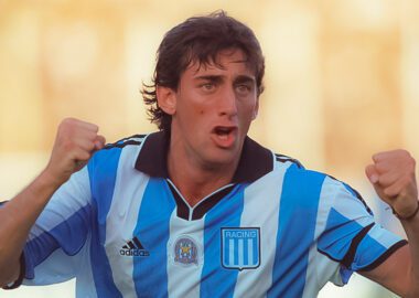 Se cumplen 25 años del debut de Diego Milito