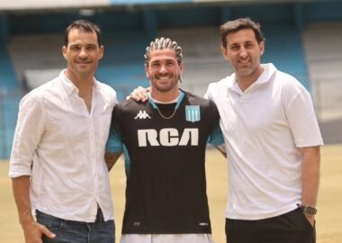 Diego Milito y un palito para la ex dirigencia de Racing
