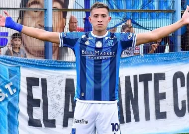 Adrián Fernández es el cuarto refuerzo de Racing