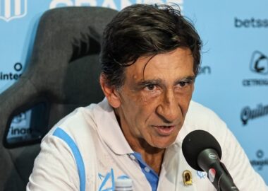 Costas afirmó que está muy conforme con el plantel de Racing