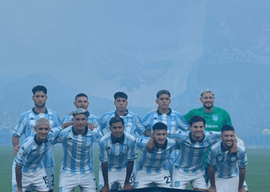 UNO x UNO: RACING es una orquesta