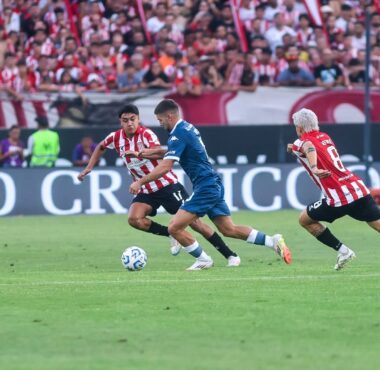 El equipo de Gustavo Costas fue superad