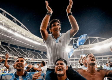Costas y un nuevo título internacional con Racing
