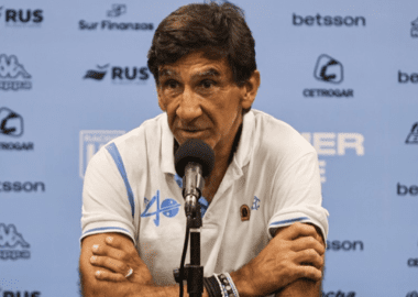 Costas: "Estos son partidos que Racing no puede perder"