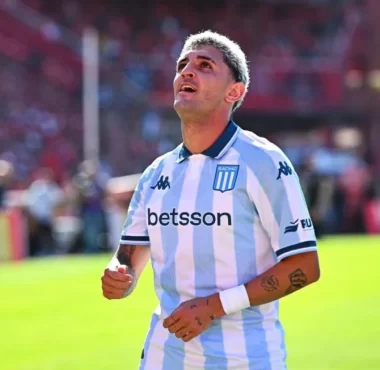 Racing empató el clásico de visitante