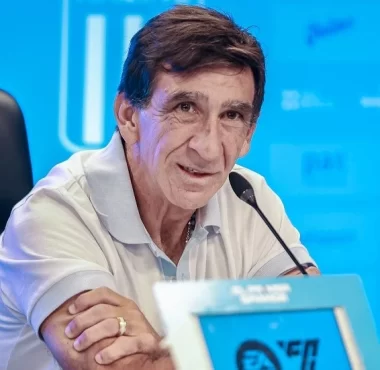 Costas afirmó que Racing tenía que ganar porque era una final