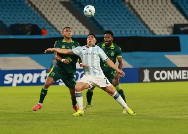 Racing sufrió una dura derrota como local