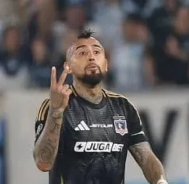 RACING Balboa-le-mandó-un-mensaje-a-Arturo-Vidal