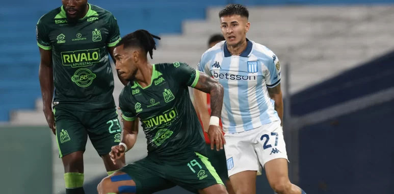 Racing no puede dejar puntos en Colombia