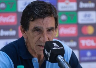 Costas afirmó que Racing salió a jugar como si fuese una final