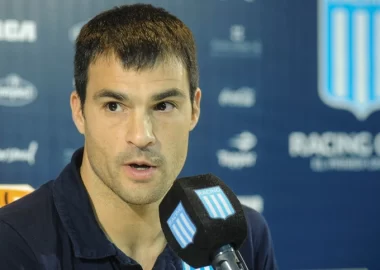 Saja mostró su alegría por como está haciendo las cosas Racing