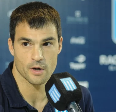 Saja mostró su alegría por como está haciendo las cosas Racing