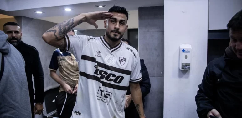Saja se mostró conforme con el plantel que tiene Racing