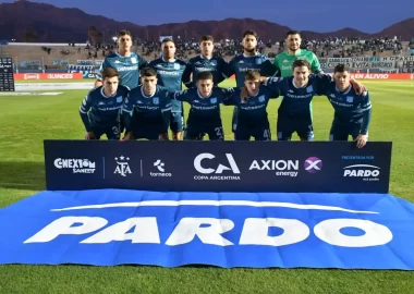 UNO x UNO: Racing emborrachado hacía octavos
