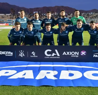 UNO x UNO: Racing emborrachado hacía octavos