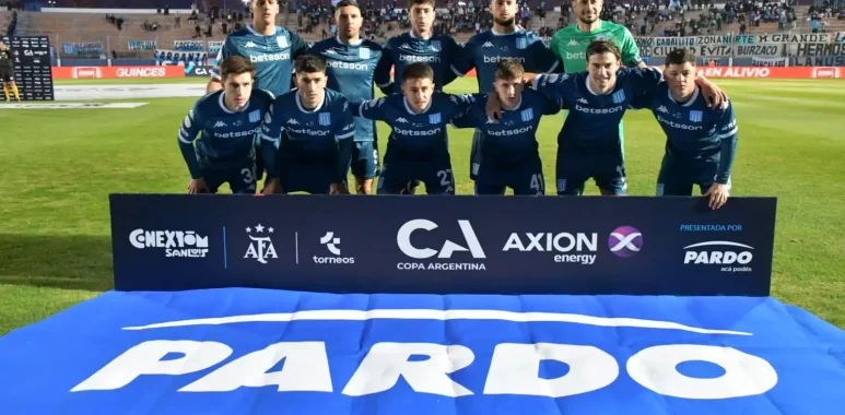 UNO x UNO: Racing emborrachado hacía octavos