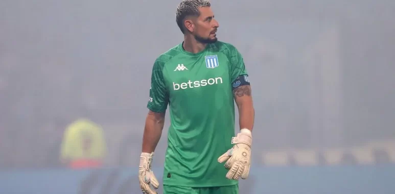 El capitán de Racing se refirió a la salida de Salas