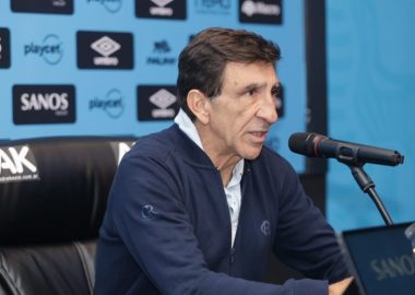 Costas afirmó que este es el Racing que buscaban