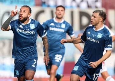 UNO x UNO: RACING tiene alas