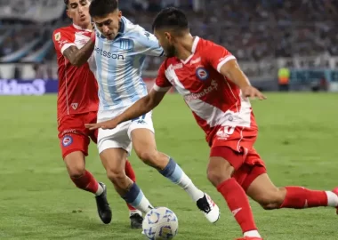 Racing tiene la obligación de sumar de a tres en La Paternal