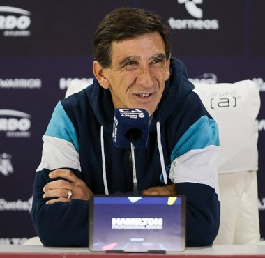 Costas aseguró que Racing va a ir en busca de todo