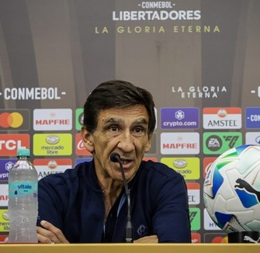 Costas afirmó que no se jugó como quería Racing