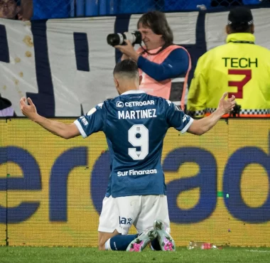 UNO x UNO: Ventaja MARAVILLOSA de Racing