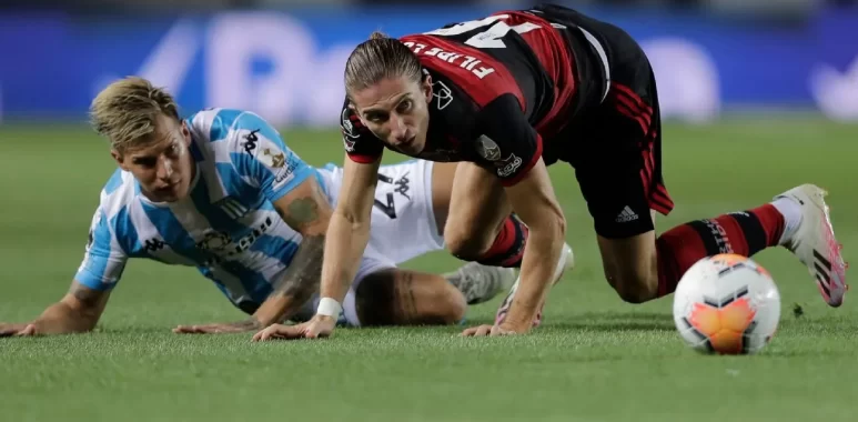 ¿Cómo le fue a Racing en sus cruces con Flamengo?