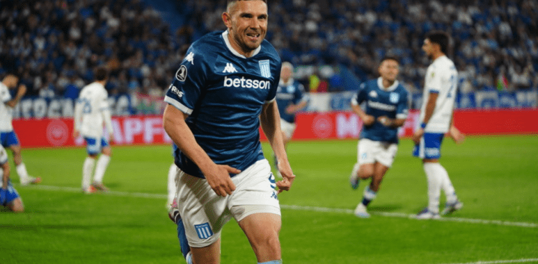 La figura de Racing: Maravilla, el ángel del gol