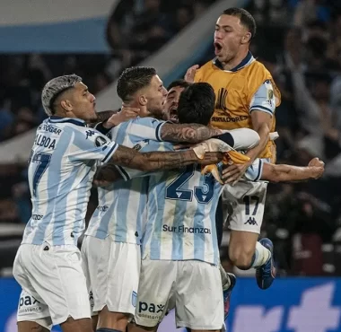 La figura de Racing ante Vélez y la frase de Costas
