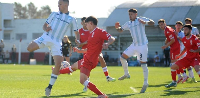 La Reserva de Racing perdió por goleada con Huracán