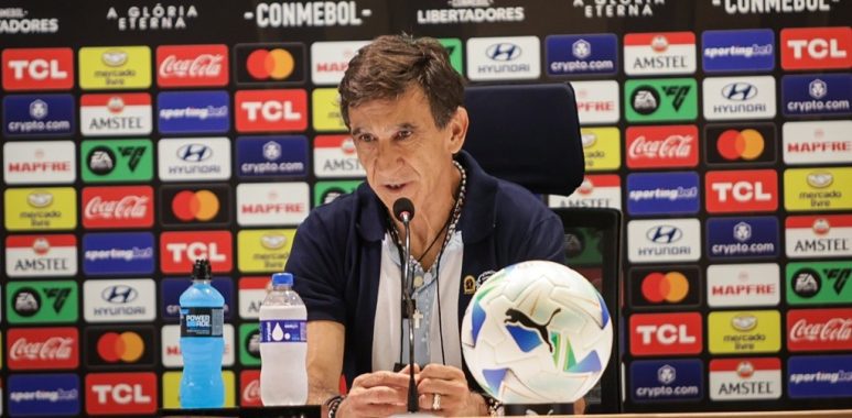 Costas afirmó que Racing va a estar en la final en Lima