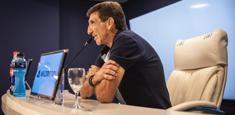 Costas afirmó que a Racing le faltó llegar y generar