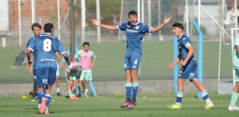 Racing lo dio vuelta con autoridad en el Tita