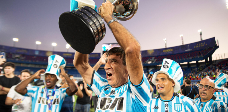 Gustavo Costas en la élite del fútbol mundial