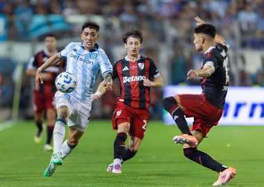 Racing se juega el pase a cuartos ante River en el Cilindro