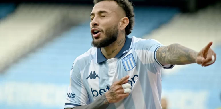 Duván Vergara: gol, figura y dedicatoria en Racing