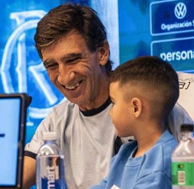 Costas afirmó que Racing no tenía que sufrir tanto