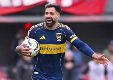 Racing sigue en busca de su primer refuerzo en este mercado