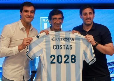 Gustavo Costas renovó su contrato con Racing por tres años